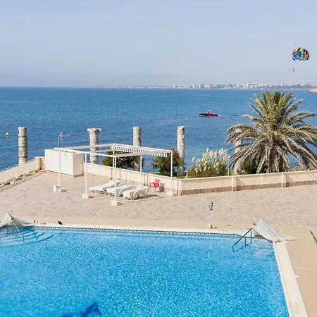 Front Sea View Apartment *