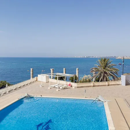 Front Sea View Apartment *